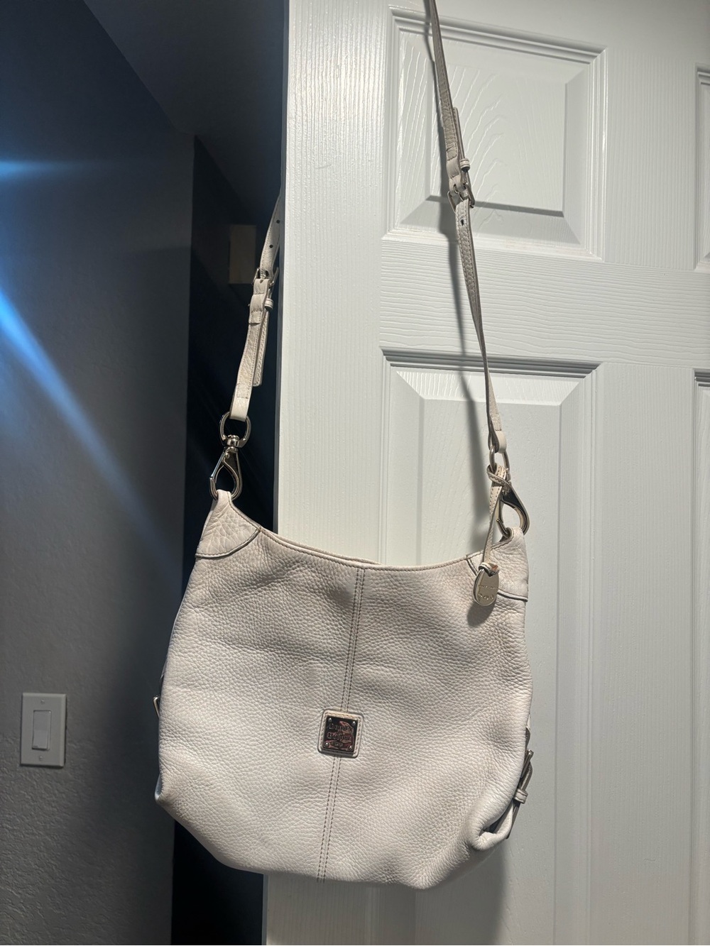Dooney & Bourke Off-White Pebbled Leather Shoulder Bag - Picture 4 of 9